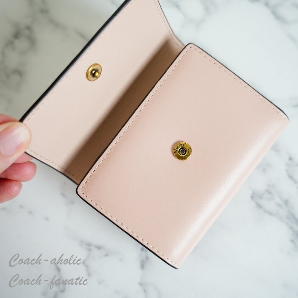 Coach CBF60 Essential Card Holder Wallet In Colorblock Brass/Cream Multi NWT - Picture 9 of 13